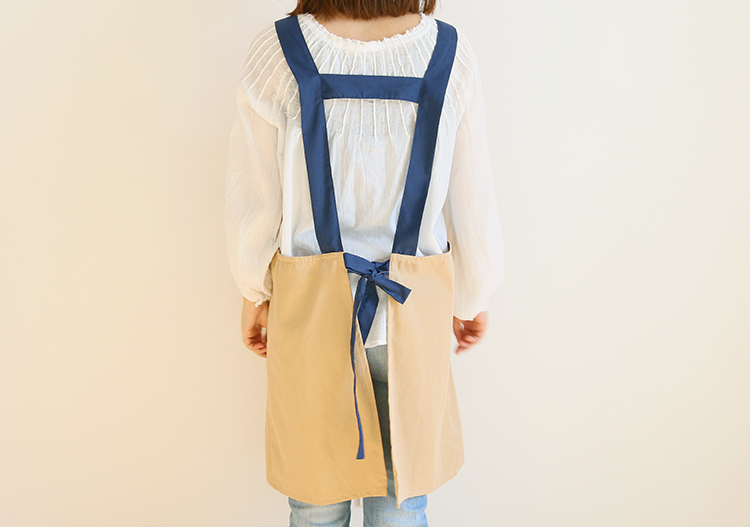 New Korean Style Cute Fashion Cartoon Painting Overclothes with Sleeves Bib Antifouling Kitchen Clothes Overalls Sleeveless Apron New Korean Style Cute Fashion Cartoon Painting Overclothes with Sleeves Bib Antifouling Kitchen Clothes Overalls Sleeveless Apron