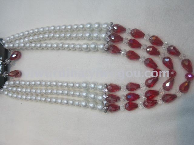 European, American, African and Middle East foreign trade hot-selling ladies pearl drops three-layer necklace alloy diamond accessories European, American, African and Middle East foreign trade hot-selling ladies pearl drops three-layer necklace alloy diamond accessories
