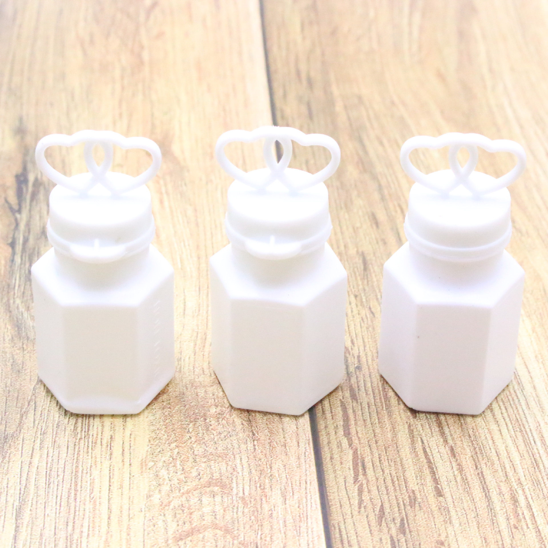 Love Tube Bubble Water Bubble Wand Fire Extinguisher Bottles Wedding Christmas Decoration Wedding Bubbles Wine Bottle