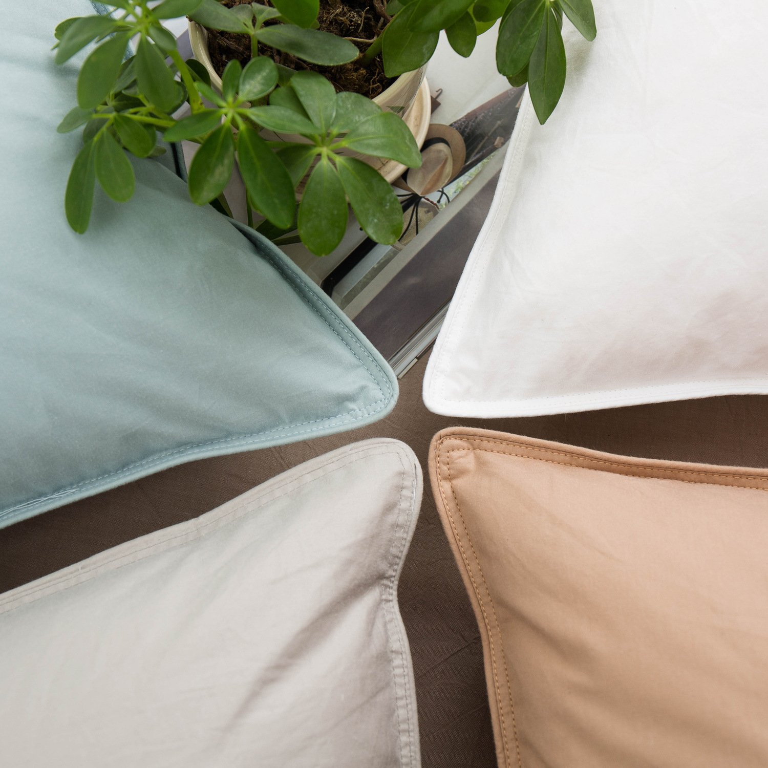Manufacturer's Japanese-Style Silk Feather Pillow Cotton Silk Feather Pillow-Core Adult Single Pillow Manufacturer's Japanese-Style Silk Feather Pillow Cotton Silk Feather Pillow-Core Adult Single Pillow