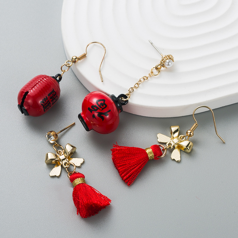 Chinese Style Sterling Silver Needle Alloy Lantern Bell Pearl Tassel Earrings Special-Interest Design Asymmetric New Year Earrings