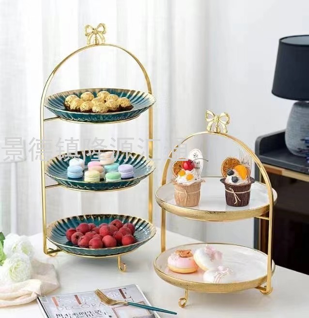 European-Style Ceramic Nut Plate Divided Fruit Plate Petals Dried Fruit Tray Living Room Restaurant Ideas Cake Plate European-Style Ceramic Nut Plate Divided Fruit Plate Petals Dried Fruit Tray Living Room Restaurant Ideas Cake Plate