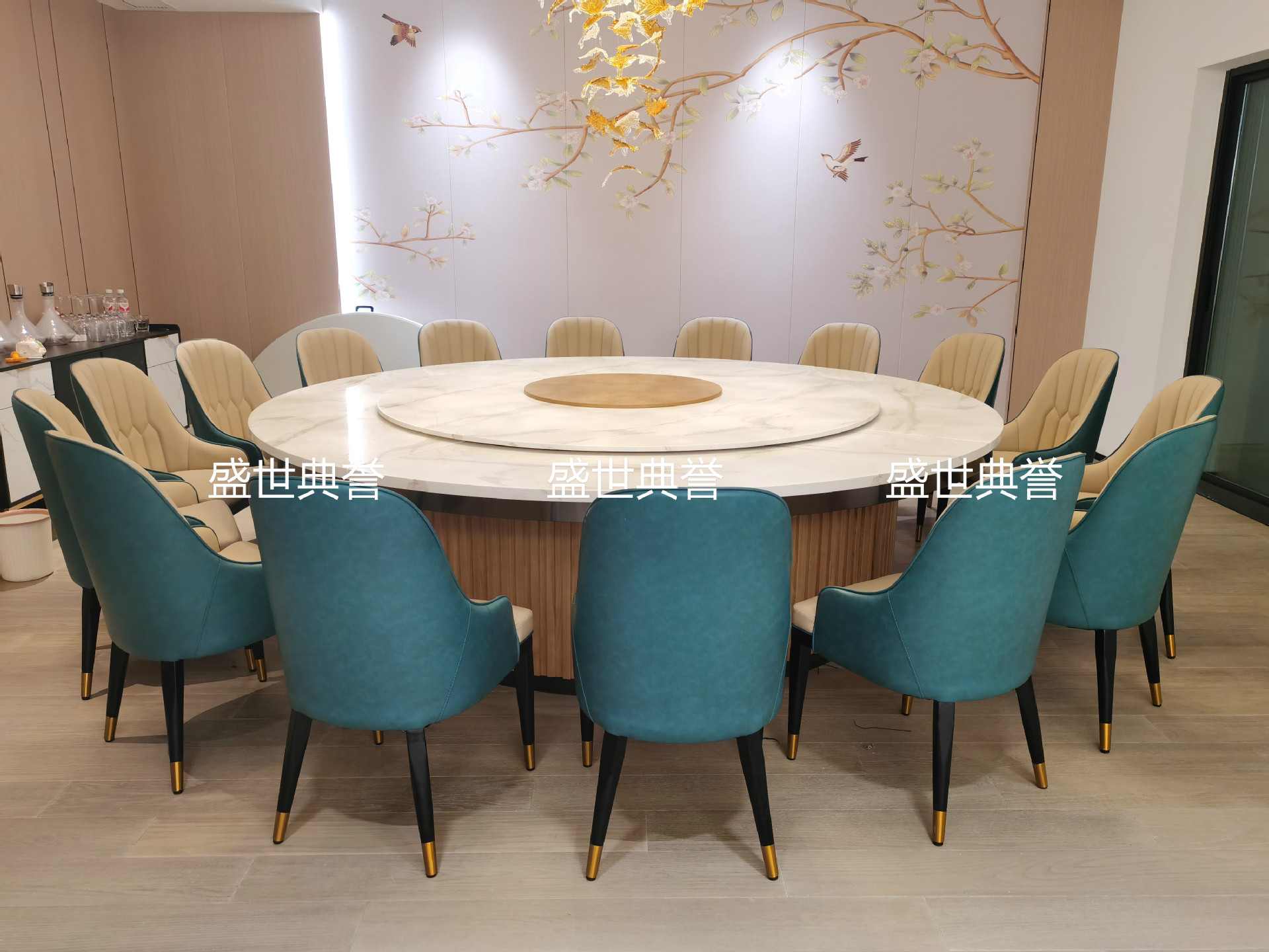 Club Electric Dining Table and Chair Direct Seafood Hotel Box Pineapple Chair Restaurant Modern Light Luxury Chair