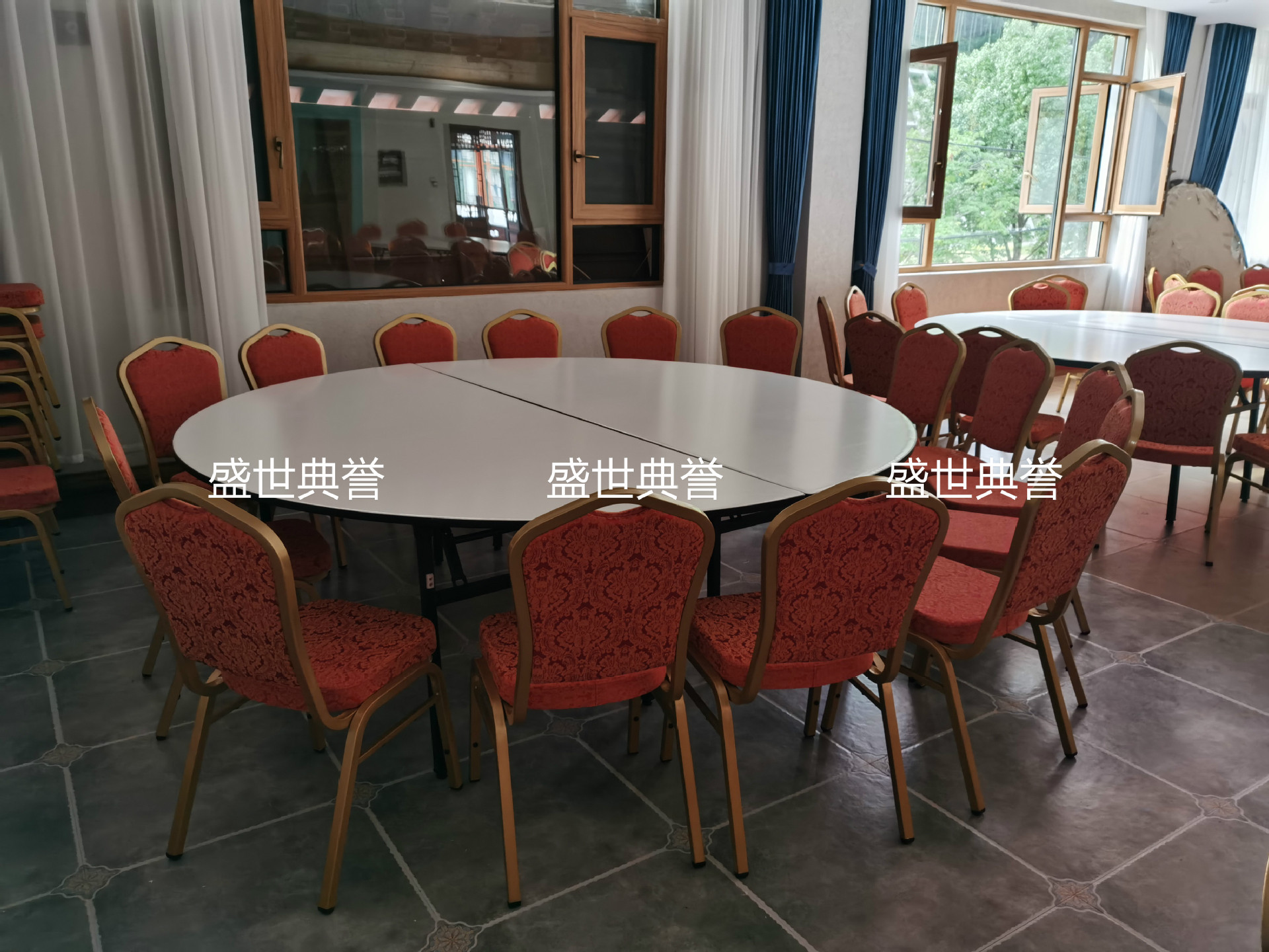 Hotel Folding Dining Table and Chair Conference Center Wedding Banquet Steel Chair Foreign Trade Wedding Banquet Chair Hotel Folding Dining Table and Chair Conference Center Wedding Banquet Steel Chair Foreign Trade Wedding Banquet Chair