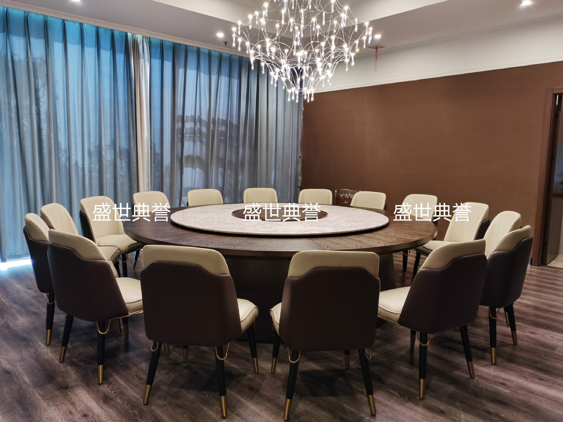 Hotel Solid Wood Dining Chair Club Modern Light Luxury Chair High-End Villa Nordic Electric Dining Table and Chair