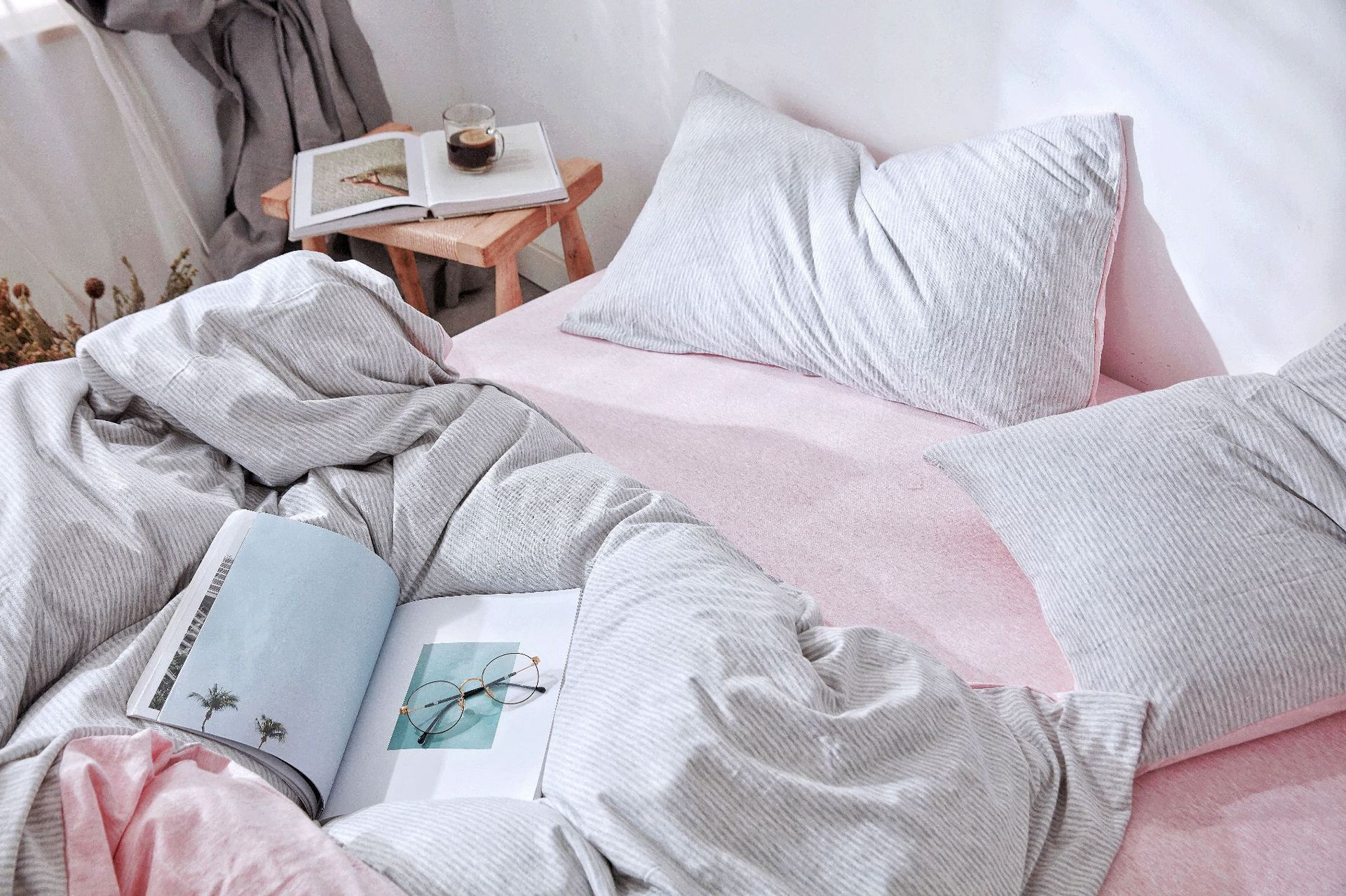 Four-Piece Set of Japanese Style Muji Knitted Cotton Striped Bedding Set 1.5 1.8 M Bedding Wholesale Four-Piece Set of Japanese Style Muji Knitted Cotton Striped Bedding Set 1.5 1.8 M Bedding Wholesale
