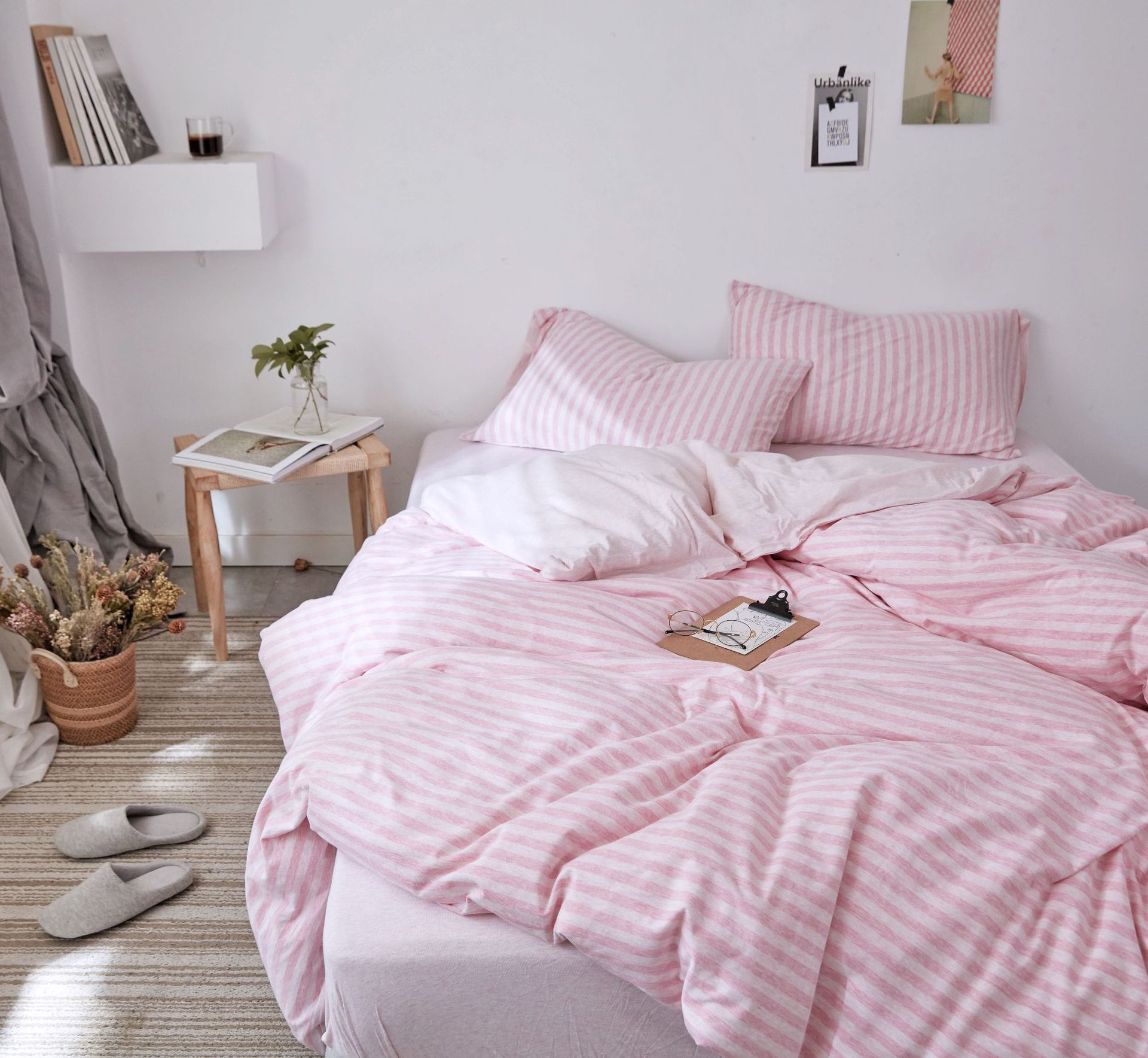 Four-Piece Set of Japanese Style Muji Knitted Cotton Striped Bedding Set 1.5 1.8 M Bedding Wholesale Four-Piece Set of Japanese Style Muji Knitted Cotton Striped Bedding Set 1.5 1.8 M Bedding Wholesale
