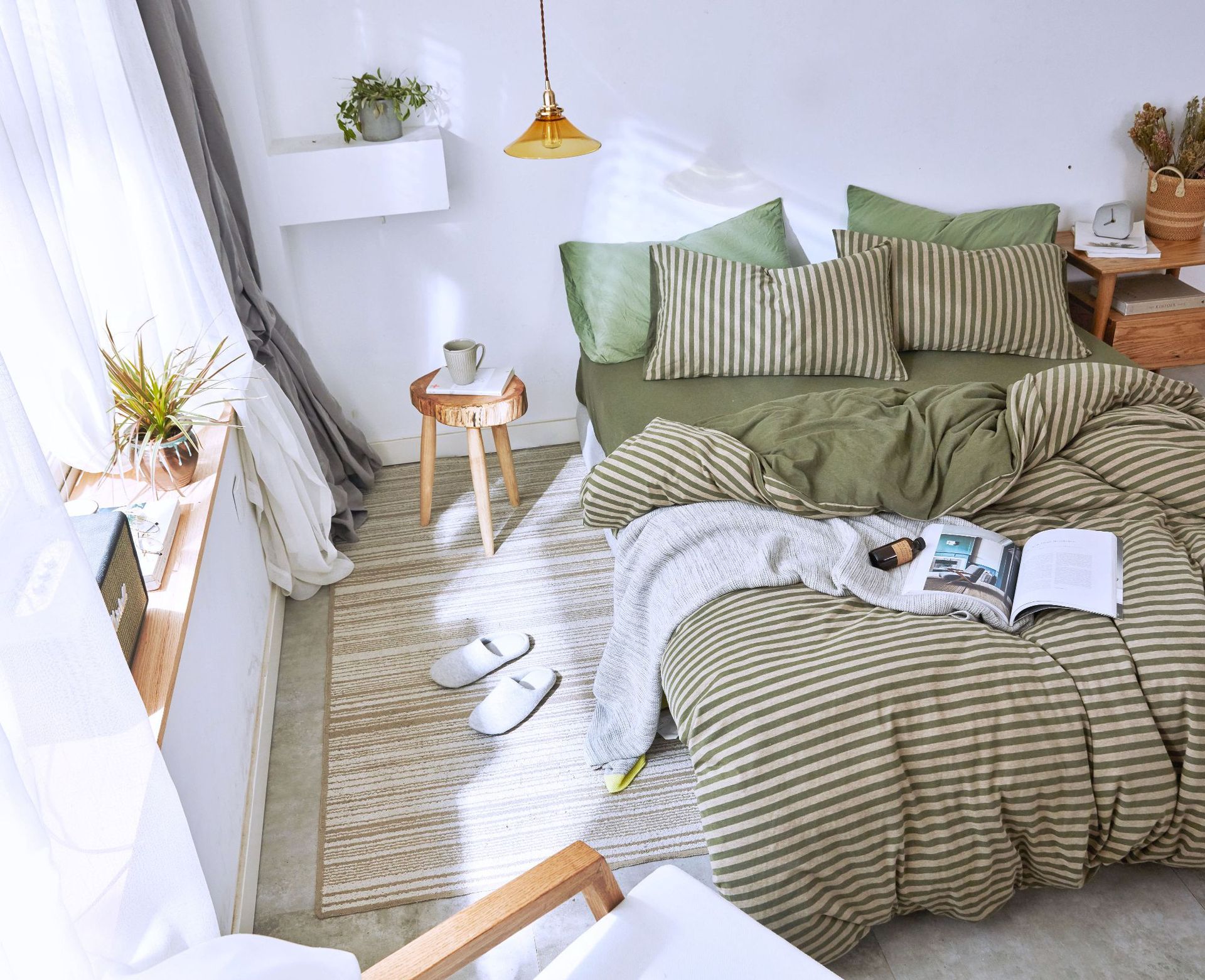 Four-Piece Set of Japanese Style Muji Knitted Cotton Striped Bedding Set 1.5 1.8 M Bedding Wholesale Four-Piece Set of Japanese Style Muji Knitted Cotton Striped Bedding Set 1.5 1.8 M Bedding Wholesale