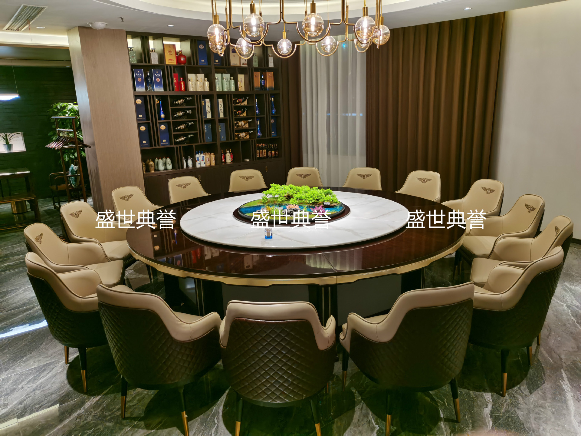 Suzhou Hotel Box Solid Wood Dining Chair Club Modern Light Luxury Armrest Chair Restaurant Luxury Bag Bentley Chair