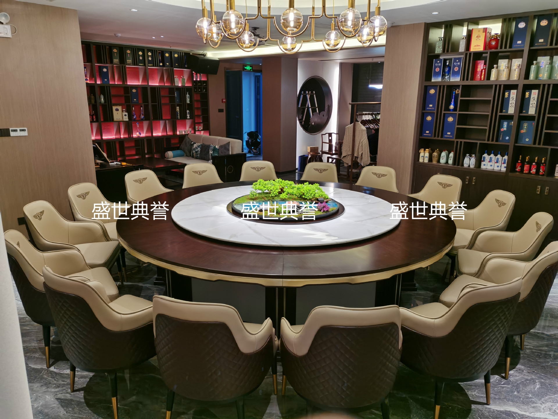 Hotel Solid Wood Table and Chair Customized Restaurant Box Solid Wood Dining Chair Modern Minimalist Bentley Chair Hotel Solid Wood Table and Chair Customized Restaurant Box Solid Wood Dining Chair Modern Minimalist Bentley Chair