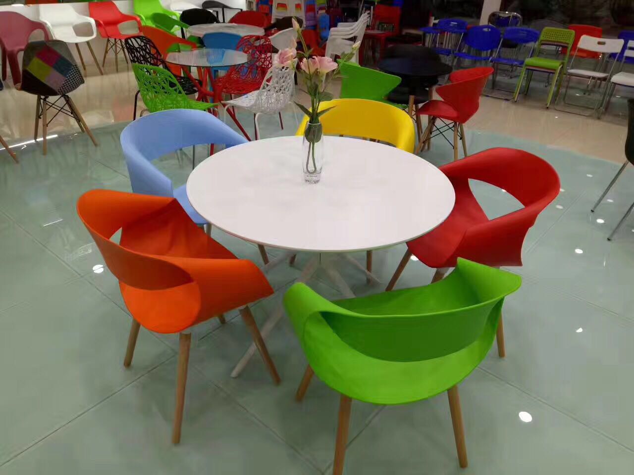 Nordic Eames Chair Negotiation Table and Chair Combination Simple Modern Leisure Reception Cool Creative Lounge Chair Nordic Eames Chair Negotiation Table and Chair Combination Simple Modern Leisure Reception Cool Creative Lounge Chair
