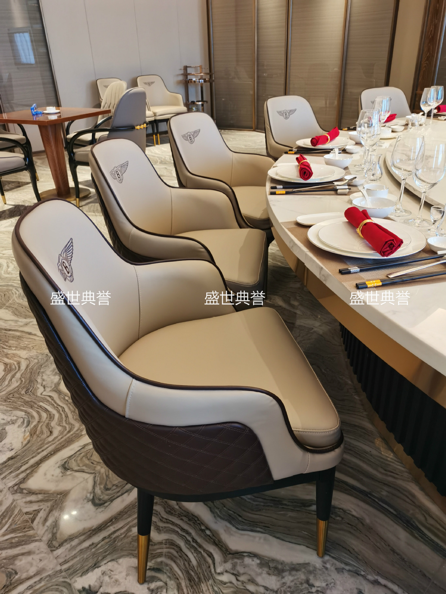 Club Modern Light Luxury Bentley Chair Hotel Box Solid Wood Table and Chair Restaurant Electric Dining Table and Chair Club Modern Light Luxury Bentley Chair Hotel Box Solid Wood Table and Chair Restaurant Electric Dining Table and Chair