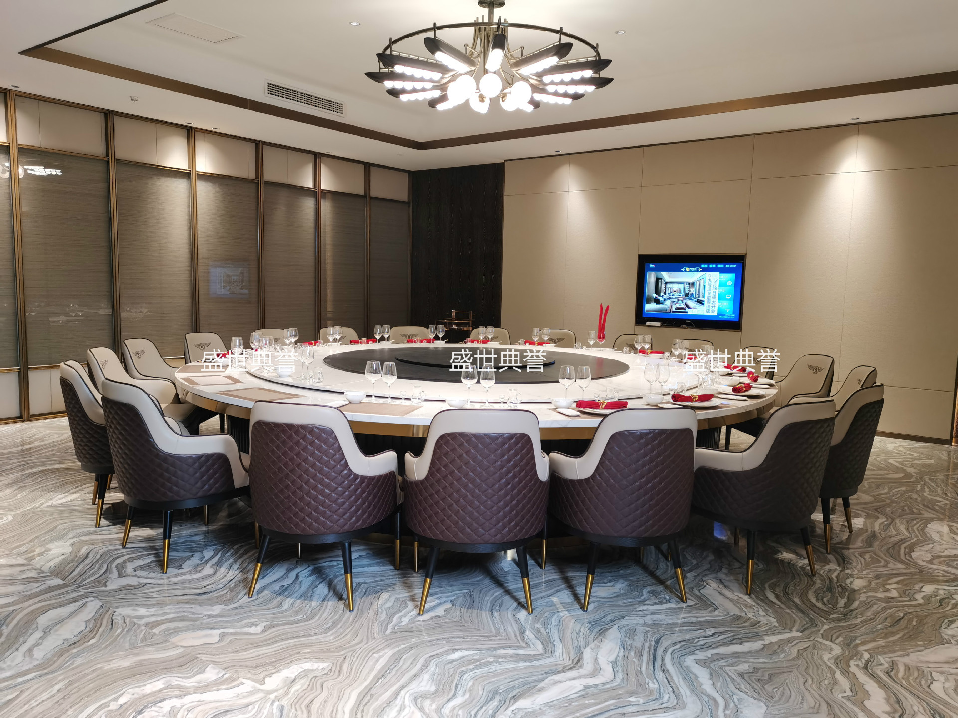 Club Modern Light Luxury Bentley Chair Hotel Box Solid Wood Table and Chair Restaurant Electric Dining Table and Chair Club Modern Light Luxury Bentley Chair Hotel Box Solid Wood Table and Chair Restaurant Electric Dining Table and Chair