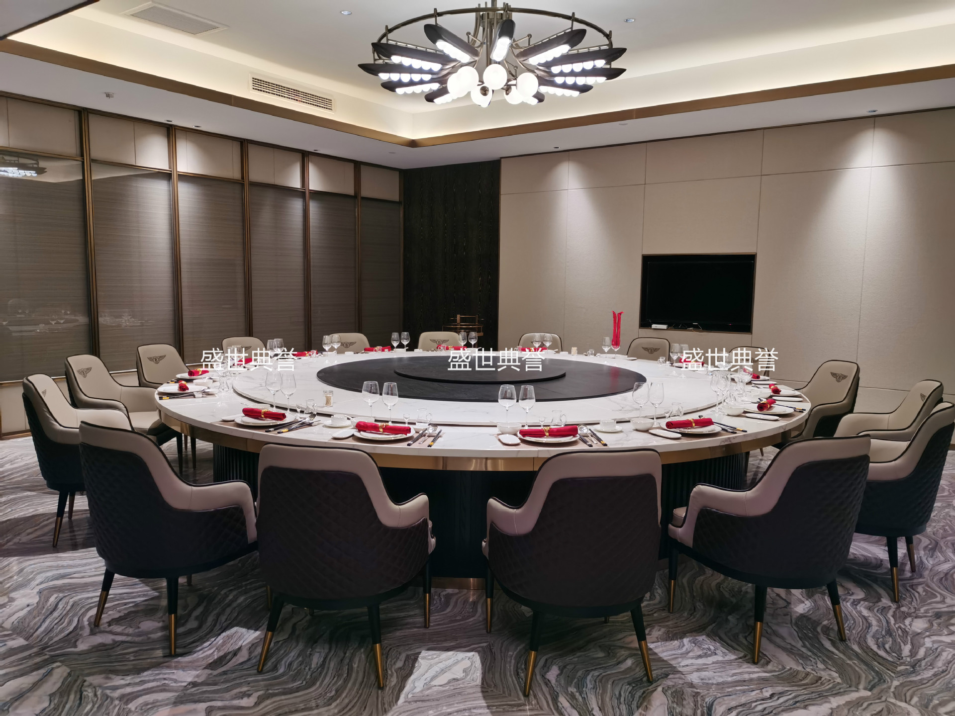 Club Modern Light Luxury Bentley Chair Hotel Box Solid Wood Table and Chair Restaurant Electric Dining Table and Chair Club Modern Light Luxury Bentley Chair Hotel Box Solid Wood Table and Chair Restaurant Electric Dining Table and Chair