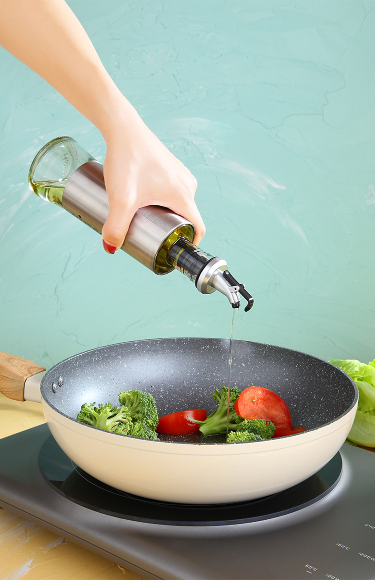 Stainless Steel Press Type Glass Oil Bottle Soy Sauce Bottle Oil Pot Leak-Proof 300ml Kitchen Glass Seasoning Bottle Stainless Steel Press Type Glass Oil Bottle Soy Sauce Bottle Oil Pot Leak-Proof 300ml Kitchen Glass Seasoning Bottle