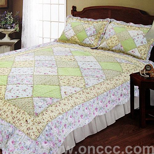 Plaid cotton bedding set of three Plaid cotton bedding set of three