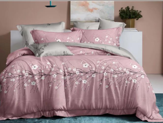 Hot Four-Piece Bedding Set Printing Fashion Set Quilt Cover Bed Sheet and Pillowcase