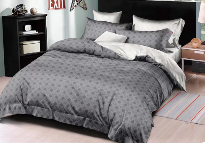 Hot Four-Piece Bedding Set Printing Fashion Set Quilt Cover Bed Sheet and Pillowcase