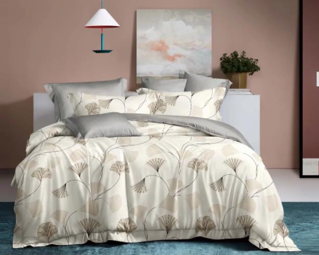 Hot Four-Piece Bedding Set Printing Fashion Set Quilt Cover Bed Sheet and Pillowcase