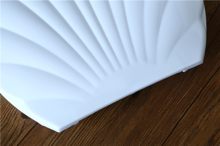 Shell pattern plastic toilet lid A-30055