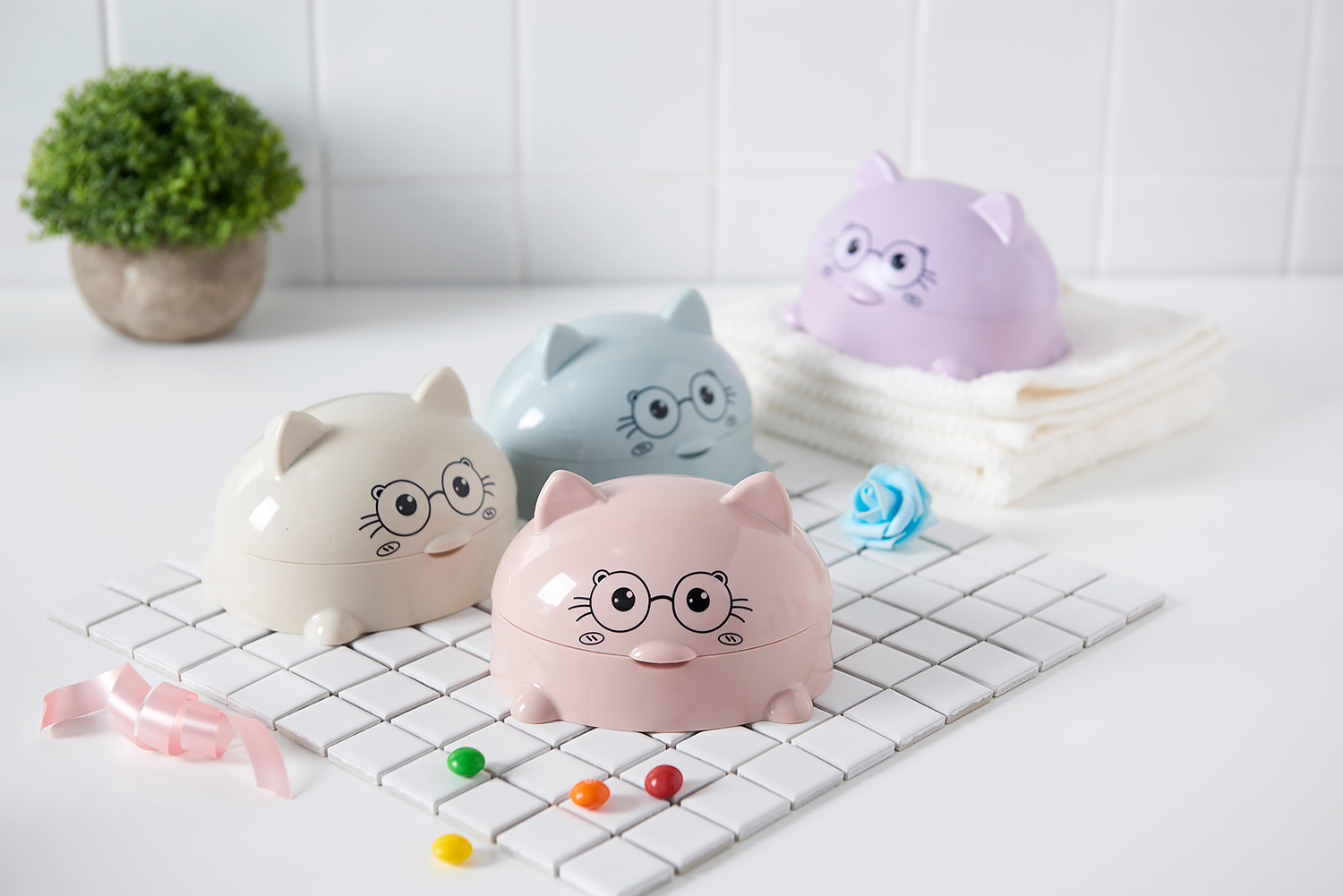 Children&#039;s Soap Dish Creative Personality Cute Soap Box Toilet with Lid Drain Storage Box Home Cartoon Soap Holder