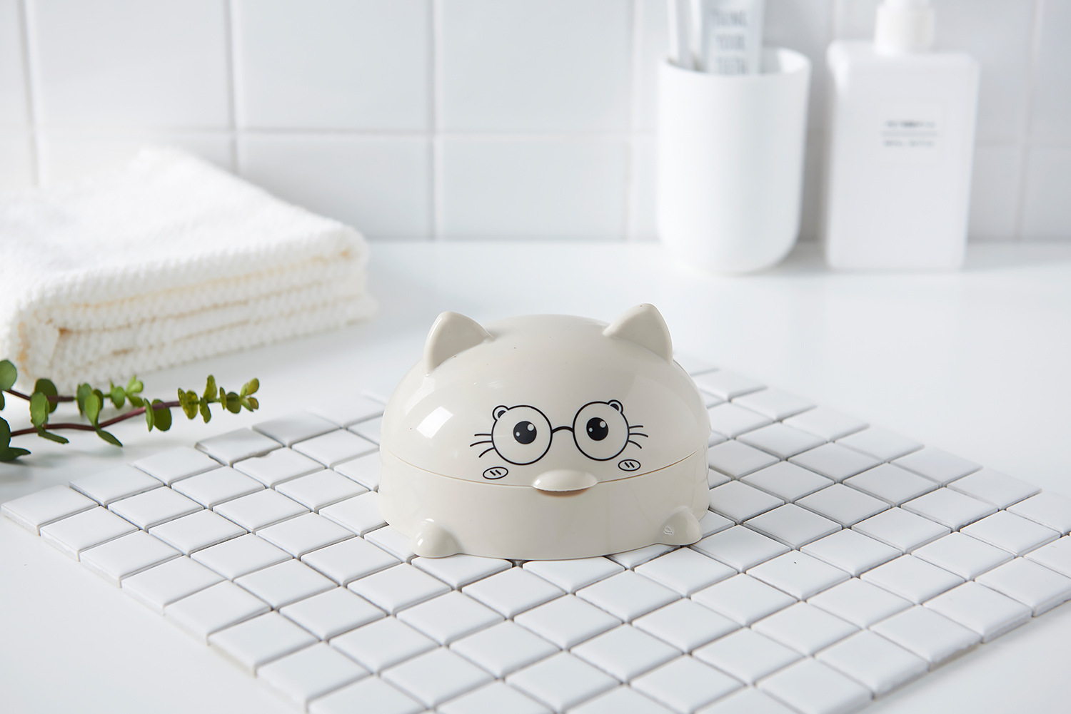 Children's Soap Dish Creative Personality Cute Soap Box Toilet with Lid Drain Storage Box Home Cartoon Soap Holder Children's Soap Dish Creative Personality Cute Soap Box Toilet with Lid Drain Storage Box Home Cartoon Soap Holder