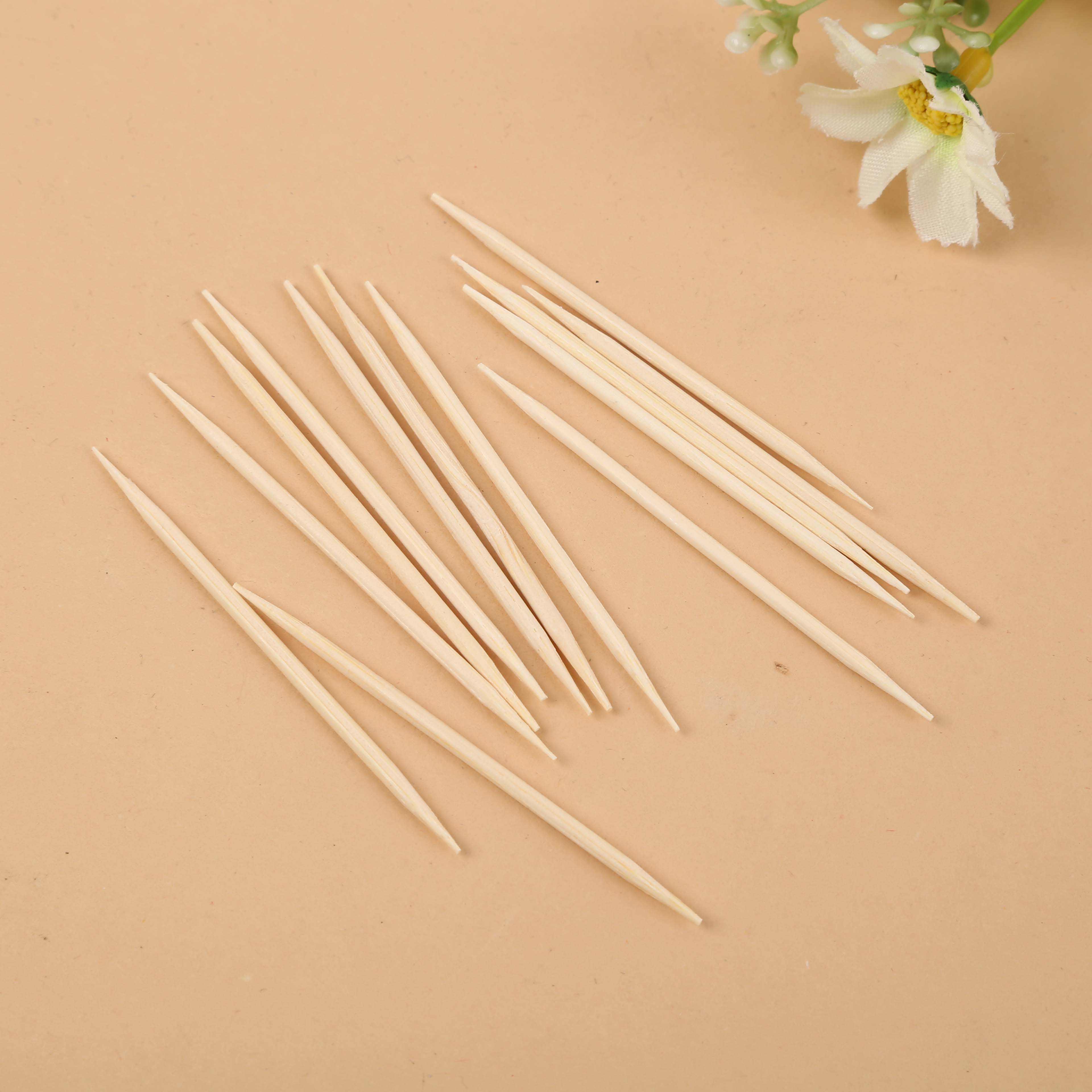 Quality Bamboo Toothpick Disposable Double-Headed Portable Bottled Fine Tooth Fruit Household Toothpicks