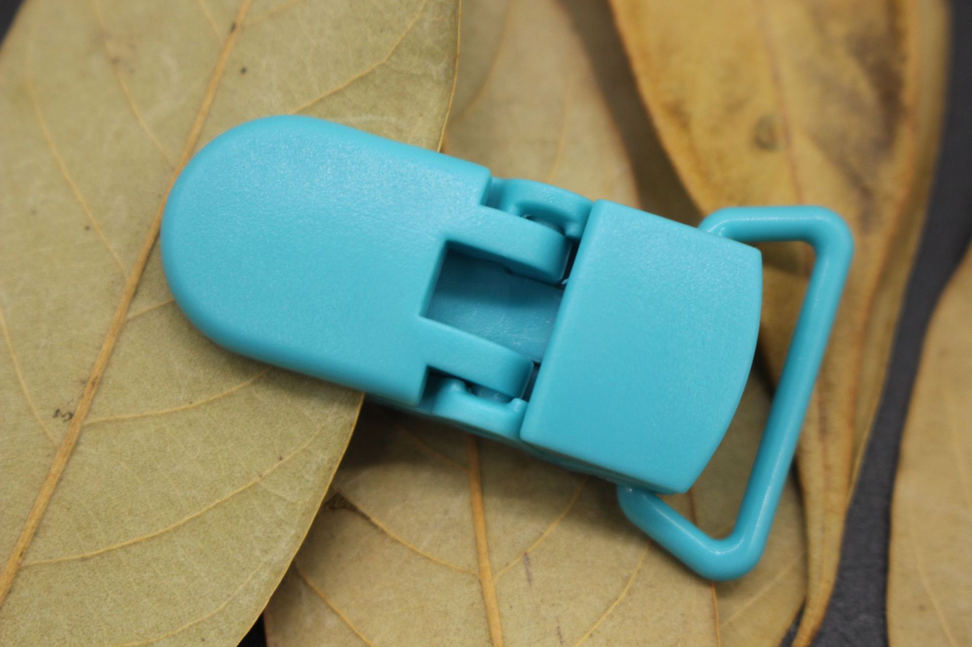 Fork Anti-Drop Clip Environmental Protection Plastic Clip Suspender Pants Strap Clip