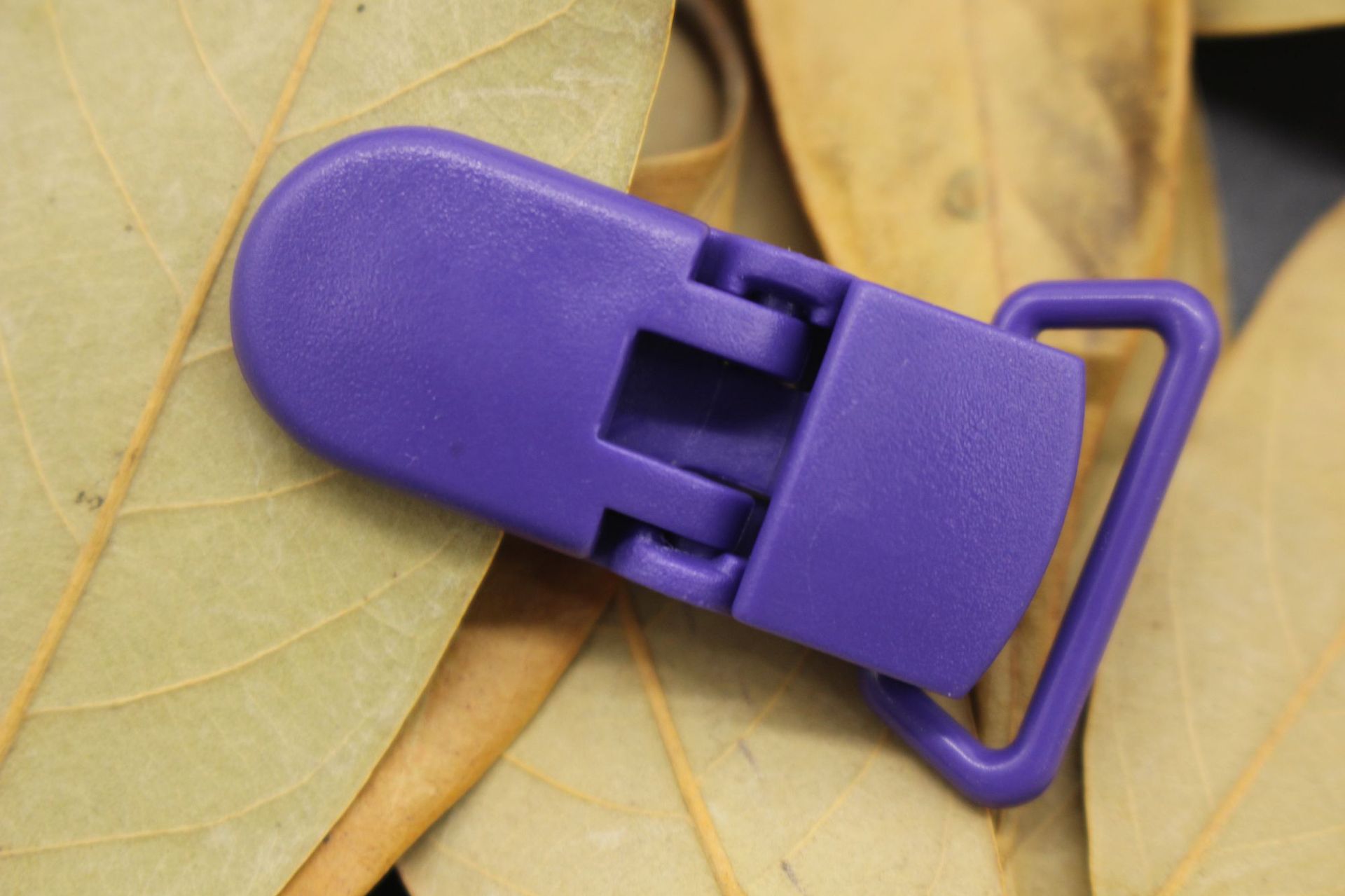 Fork Anti-Drop Clip Environmental Protection Plastic Clip Suspender Pants Strap Clip