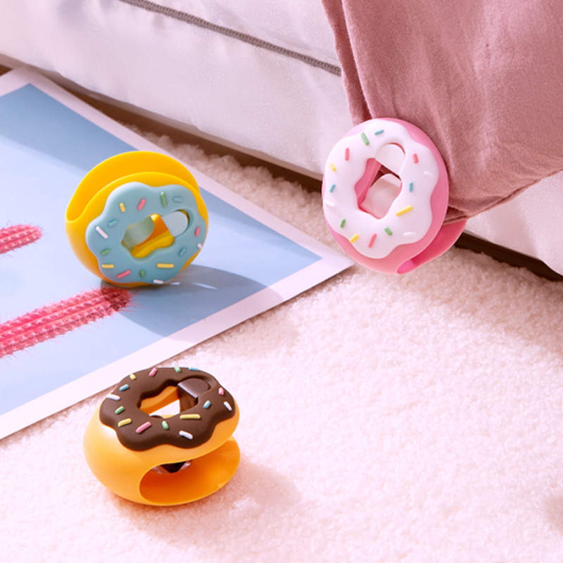 New Donut Quilt Holder Needle-Free Anti-Slip Quilt Cover Sheet Fixing plastic clip