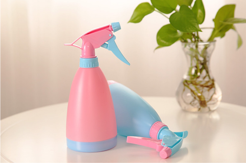 Hand Pressure Candy Color Watering Pot Watering Can Spray Pot Sprinkling Can Gardening Watering Sprayer Small Spray Bottle Hand Pressure Candy Color Watering Pot Watering Can Spray Pot Sprinkling Can Gardening Watering Sprayer Small Spray Bottle