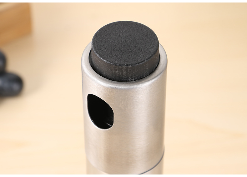 Spray-press oil sprayer, seasoning bottle, oil bottle control, air sprayer, soy sauce bottle, barbecue oil spray bottle Spray-press oil sprayer, seasoning bottle, oil bottle control, air sprayer, soy sauce bottle, barbecue oil spray bottle