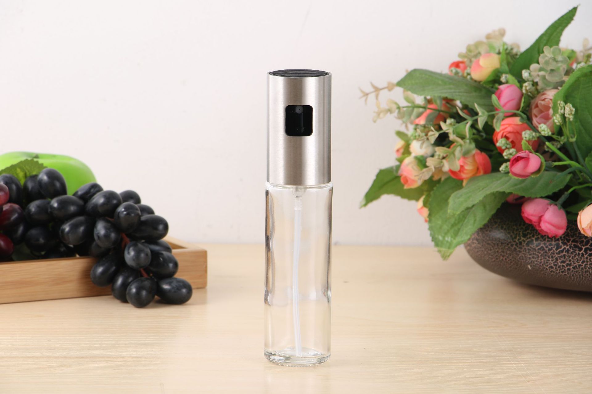 Spray-press oil sprayer, seasoning bottle, oil bottle control, air sprayer, soy sauce bottle, barbecue oil spray bottle Spray-press oil sprayer, seasoning bottle, oil bottle control, air sprayer, soy sauce bottle, barbecue oil spray bottle