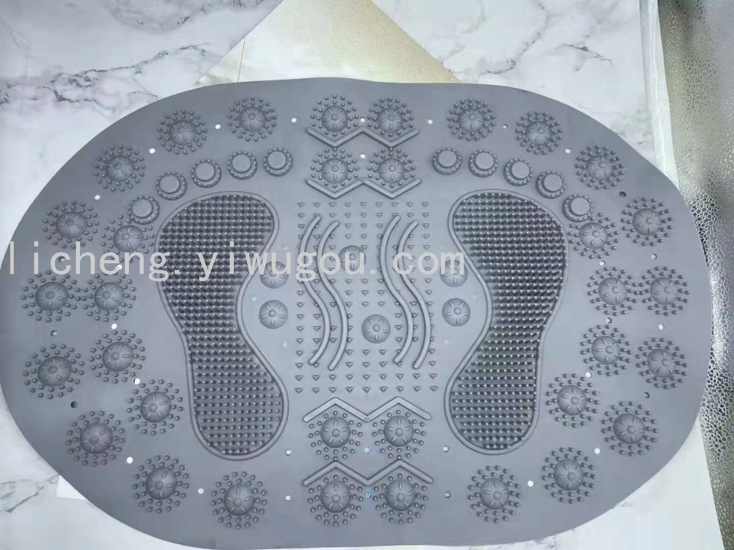 Round Bathroom Mat Non-Slip Mat Shower Room Absorbent Suction Cup Floor Mat Bathroom Foot Massage TPR Foot Mat Round Bathroom Mat Non-Slip Mat Shower Room Absorbent Suction Cup Floor Mat Bathroom Foot Massage TPR Foot Mat