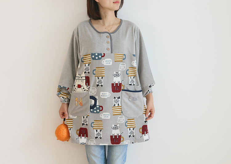 Daily Order Cute Cartoon Autumn and Winter Warm Apron Plush Homewear Overclothes Bib Antifouling Kitchen Long Sleeve Apron Daily Order Cute Cartoon Autumn and Winter Warm Apron Plush Homewear Overclothes Bib Antifouling Kitchen Long Sleeve Apron