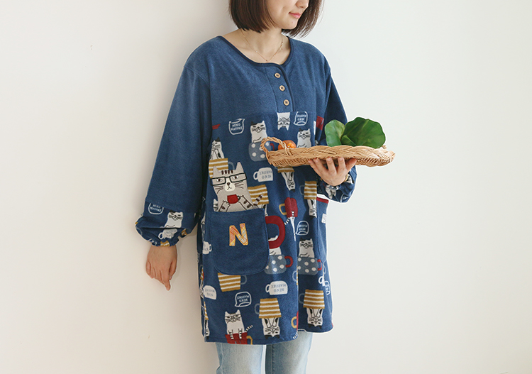 Daily Order Cute Cartoon Autumn and Winter Warm Apron Plush Homewear Overclothes Bib Antifouling Kitchen Long Sleeve Apron Daily Order Cute Cartoon Autumn and Winter Warm Apron Plush Homewear Overclothes Bib Antifouling Kitchen Long Sleeve Apron