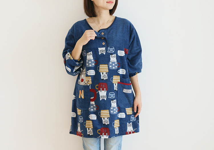 Daily Order Cute Cartoon Autumn and Winter Warm Apron Plush Homewear Overclothes Bib Antifouling Kitchen Long Sleeve Apron Daily Order Cute Cartoon Autumn and Winter Warm Apron Plush Homewear Overclothes Bib Antifouling Kitchen Long Sleeve Apron