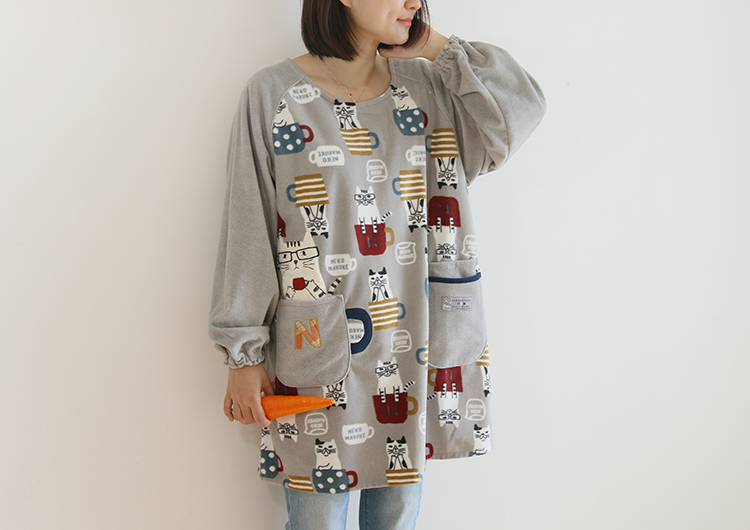 Daily Order Cute Cartoon Autumn and Winter Warm Apron Plush Homewear Overclothes Bib Antifouling Kitchen Long Sleeve Apron Daily Order Cute Cartoon Autumn and Winter Warm Apron Plush Homewear Overclothes Bib Antifouling Kitchen Long Sleeve Apron