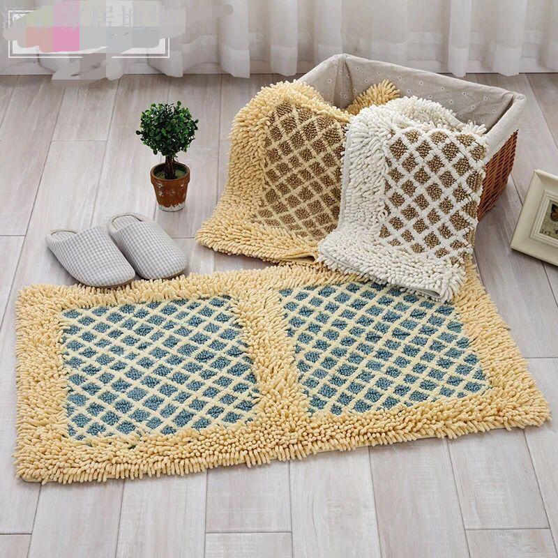 Water absorbers. Whole cotton household floor mat, indoor cushion, toilet suction pad. Water absorbers. Whole cotton household floor mat, indoor cushion, toilet suction pad.