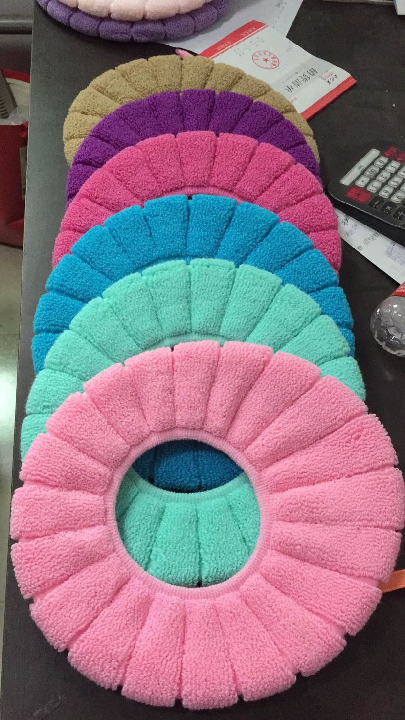 Round toilet seat toilet seat cushion can be clear to pack color, simple and convenient can clear to pack type Round toilet seat toilet seat cushion can be clear to pack color, simple and convenient can clear to pack type