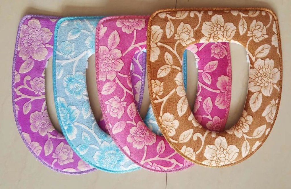 Daily Necessities Toilet Mat Toilet Seat Cover Toilet Seat Cushion Four Seasons Toilet Mat Daily Necessities Toilet Mat Toilet Seat Cover Toilet Seat Cushion Four Seasons Toilet Mat