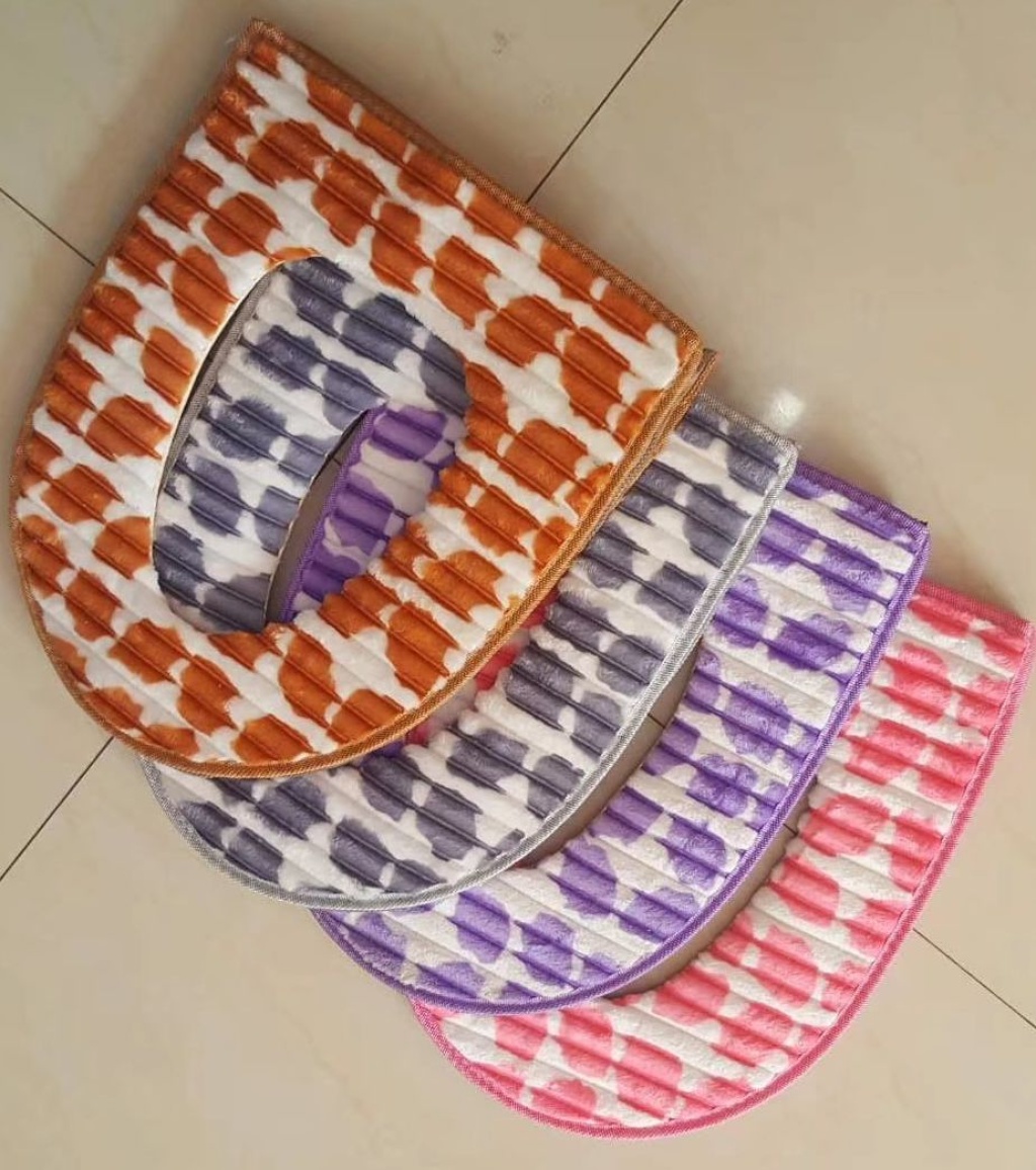 Daily Necessities Toilet Mat Toilet Seat Cover Toilet Seat Cushion Four Seasons Toilet Mat Daily Necessities Toilet Mat Toilet Seat Cover Toilet Seat Cushion Four Seasons Toilet Mat
