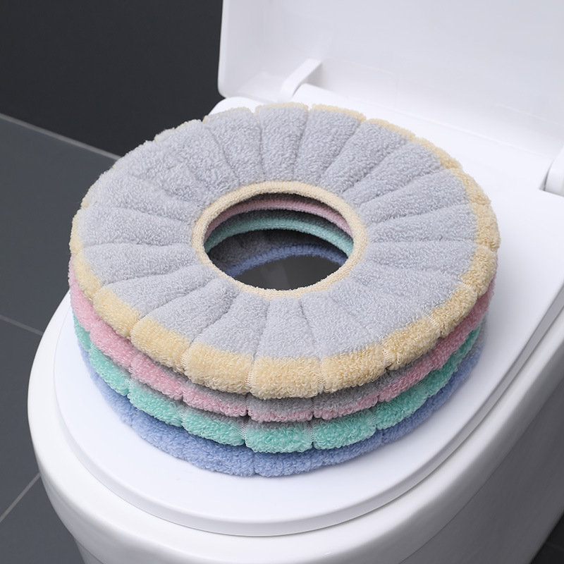 Color Matching Pumpkin Pattern Toilet Cushion Seat Cushion Universal Plush Toilet Seat Cover Autumn and Winter Warm Toilet Seat Cover Knitted Toilet Mat