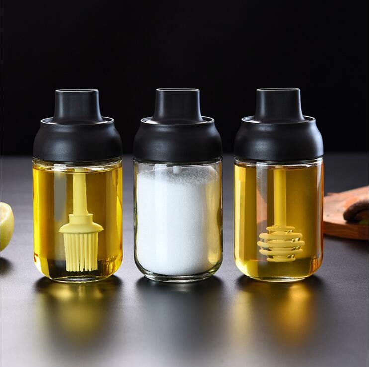One - piece seasoning bottle - brush oil bottle One - piece seasoning bottle - brush oil bottle