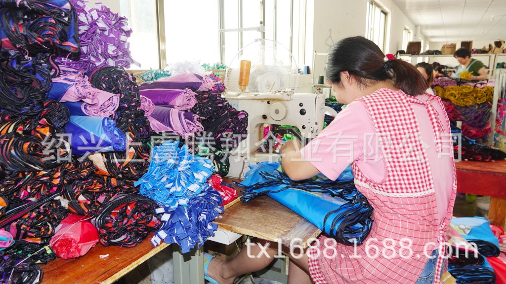 The manufacturer directly provides 8K double-stock solids-color umbrella with silver glue to prevent ULTRAVIOLET ray and vertical umbrella with customized LOGO printing for business The manufacturer directly provides 8K double-stock solids-color umbrella with silver glue to prevent ULTRAVIOLET ray and vertical umbrella with customized LOGO printing for business